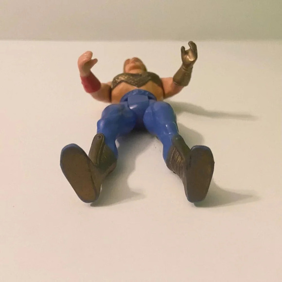 Vintage 1984 She  Ra Princess Power Bow Figure Mattel MOTU Shera Toy - Picture 6 of 12